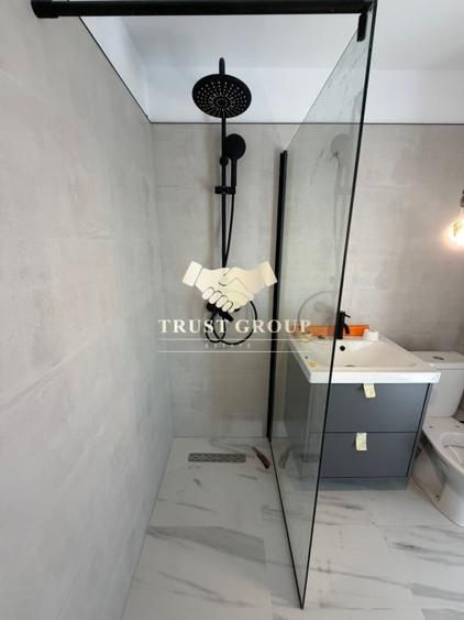 Apartament cu 3 camere decomandat în Drumul Taberei