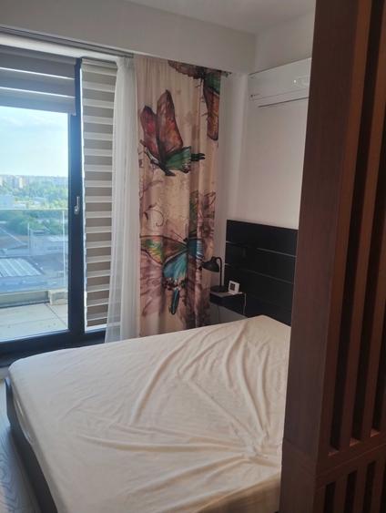 Garsonieră decomandată în Romană