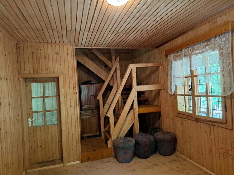Casă cu 3 camere cu Teren 1490 Mp în Șugag