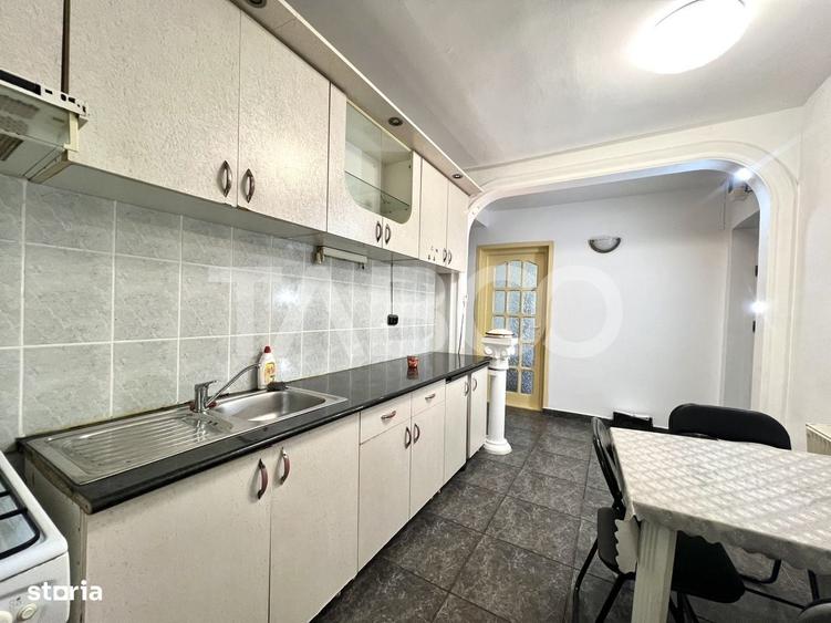 Apartament cu 3 camere decomandat în Gheorgheni — fotografia 1