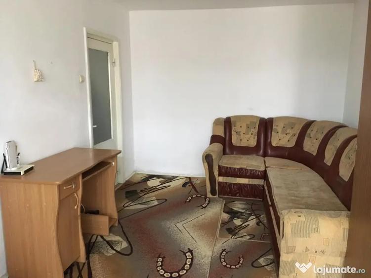 Apartament cu 2 camere decomandat în Ostroveni