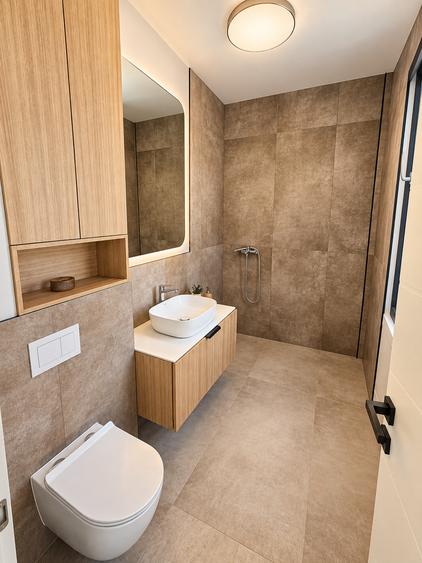 Casă individuală cu 5 camere cu Piscina în Nord