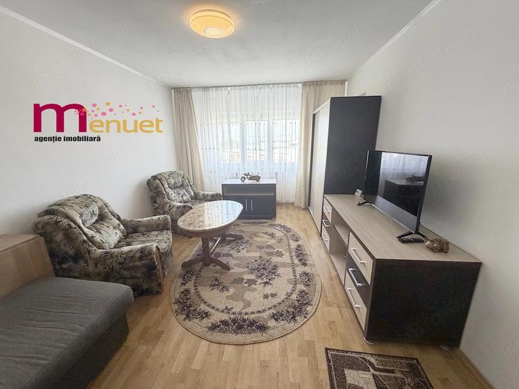Apartament cu 2 camere decomandat în E3