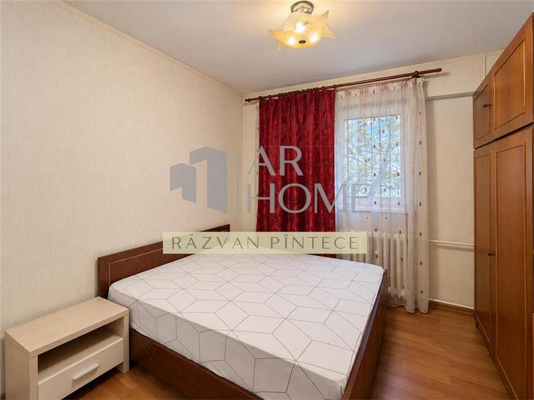 Apartament cu 4 camere decomandat, mobilat în Vest