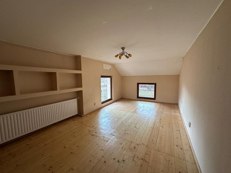 Casa singur in curte - 5 camere - 950 mp teren - zona Trei Stejari - 6