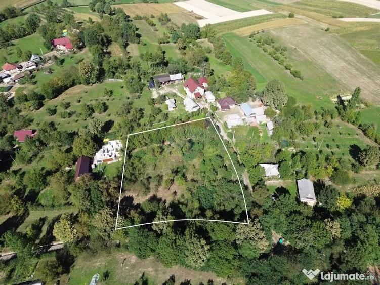 TEREN intravilan cu potential - 5