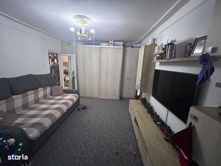 PACURARI-ap.2 camere, 42 m2, et.4 cu pod, mobilat si utilat! - 3