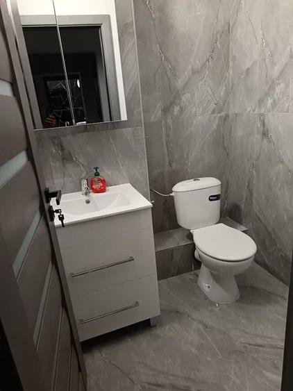 Apartament cu 4 camere, Micro 17, langa piata - 4