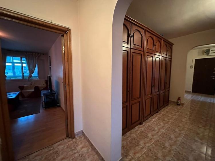 3 Camere Gorjului Militari Bloc reabilitat 3 Minute Metrou - 3