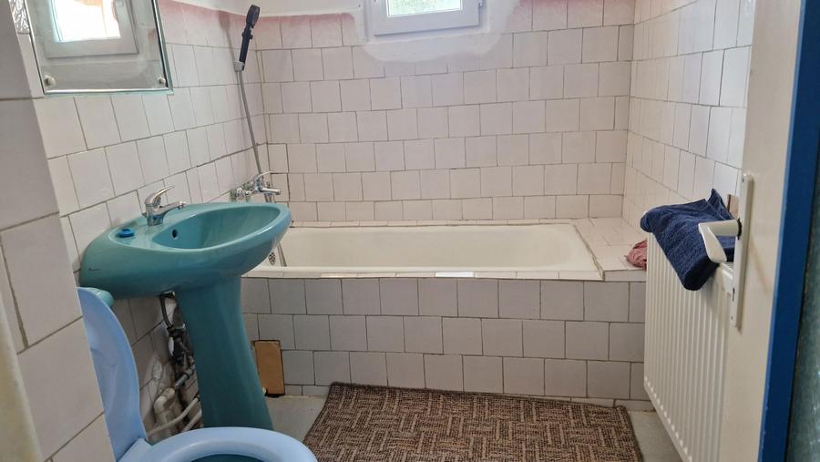 Inchiriez apartament 2 camere decomandat Resita - 7