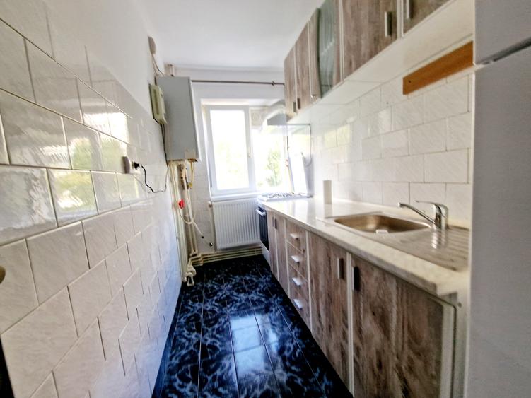 Apartament 2 camere de închiriat termen lung - 2