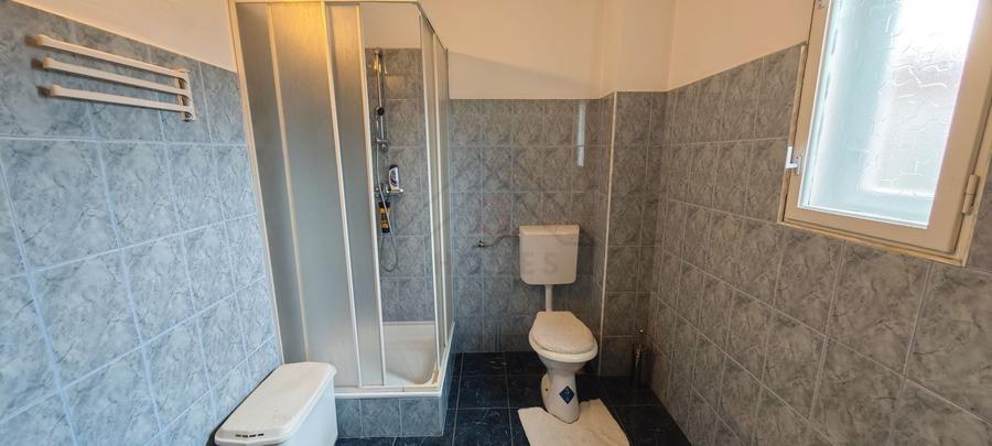 CASA INDIVIDUALA cu garaj LA PRET DE APARTAMENT. Plata esalonata. - 23