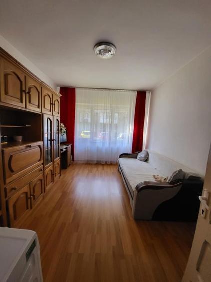 Garsoniera zona centrala parter - 4