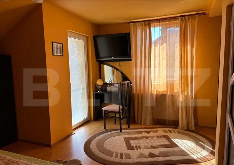 Casa P+1 de vanzare, cu 4 camere, 180 mp, zona Micro 2 - 13