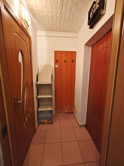 Garsoniera  Podu Ros, in bloc de apartamente! - 4