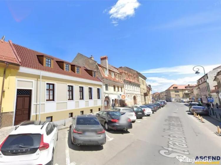 Aparthotel elegant, potential ridicat, ultracentral, Brasov - 2