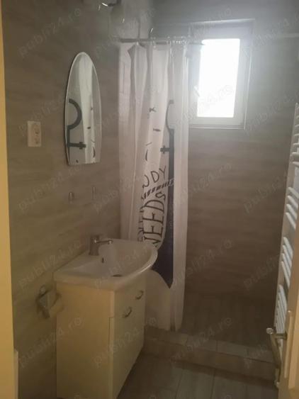 Casa spatioasa zona 14 mai - 3