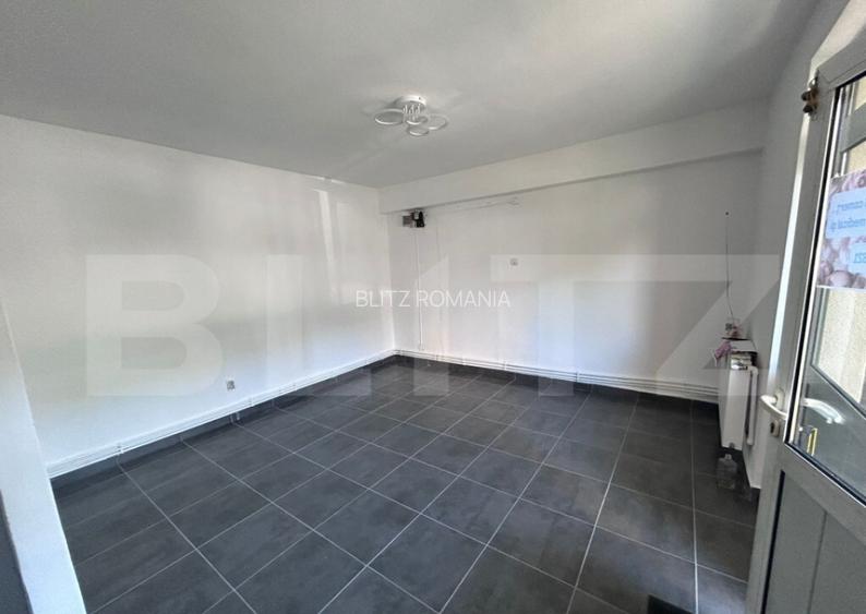 Spatiu comercial, 50 mp, parter de bloc, Bld Nicolae Titules