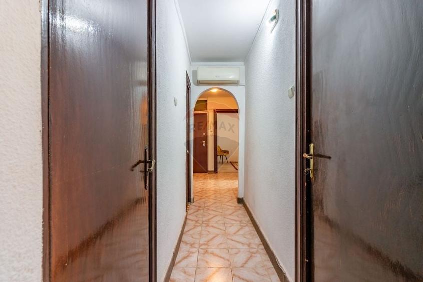 Apartament cu 3 camere de vânzare în zona Sebastian - 14