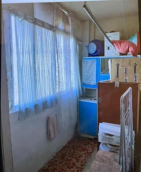 Ap. 3 camere, Micro IV - 5