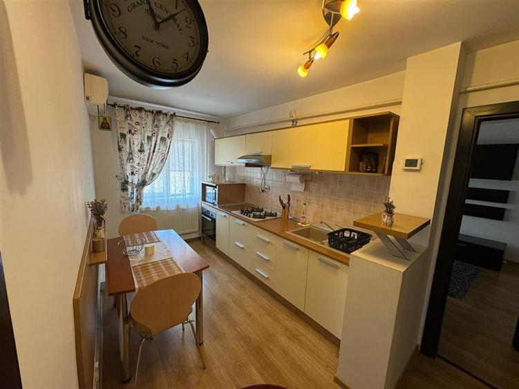 Ap 2 cam, renovat, parcare, B.dul Independentei - 5