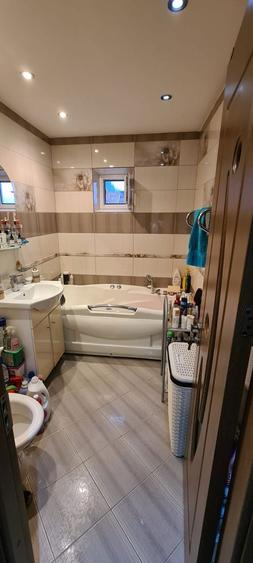 Vand ap.3 camere Petrosani Nord - 3