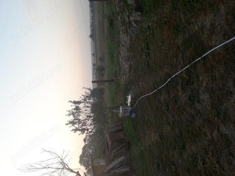 casa batrineasca cu teren de vinzare - 4