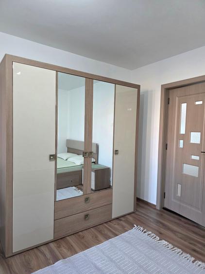 Drumul Taberei/Plaza România,4 minute metrou - 4