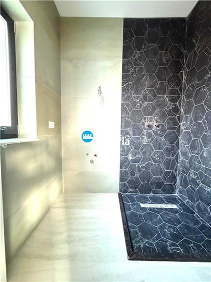 Vila moderna de vanzare – Hlincea, zona Stejar (str. Cortez)Vila dispune de 4 ca - 8