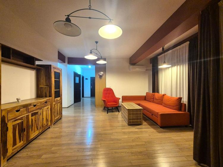 Bloc nou, sectiune mare, apartament 3 camere cu semineu, terasă mare si garaj - 6