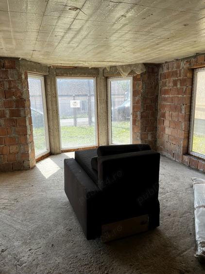 Vand casa singur in curte 240 mp utili, 400 mp teren - 1