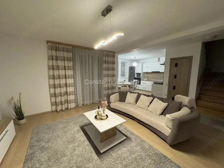 Unirii - Inchiriere casa tip triplex - Str. Vasile Sabadeanu Unirii - Inchiriere casa tip triplex - Str. Vasile Sabadeanu