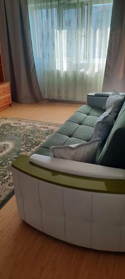 Inchiriez apartament cu 3 camere - 1