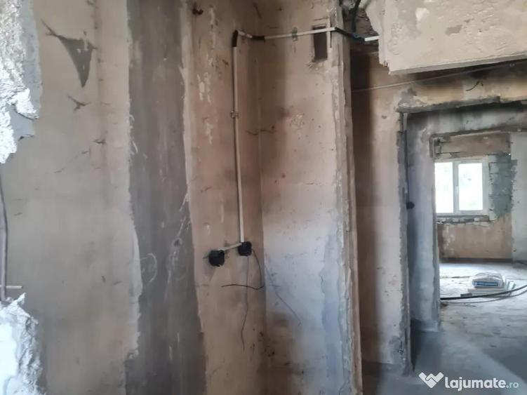 Apartament 4 camere de vanzare Competrol - 8