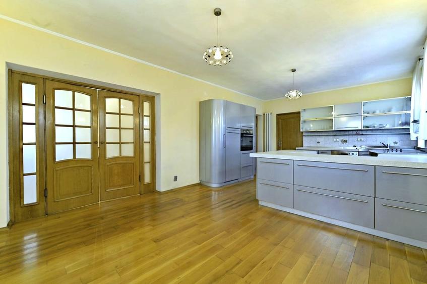 Vanzare vila 6 camere 316mp + garaj + teren 1490mp Centru Snagov ILFOV - 7