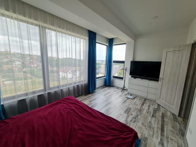 Manta Roșie, casă nouă în stil cubic,  priveliște deosebită spre oraș - 8