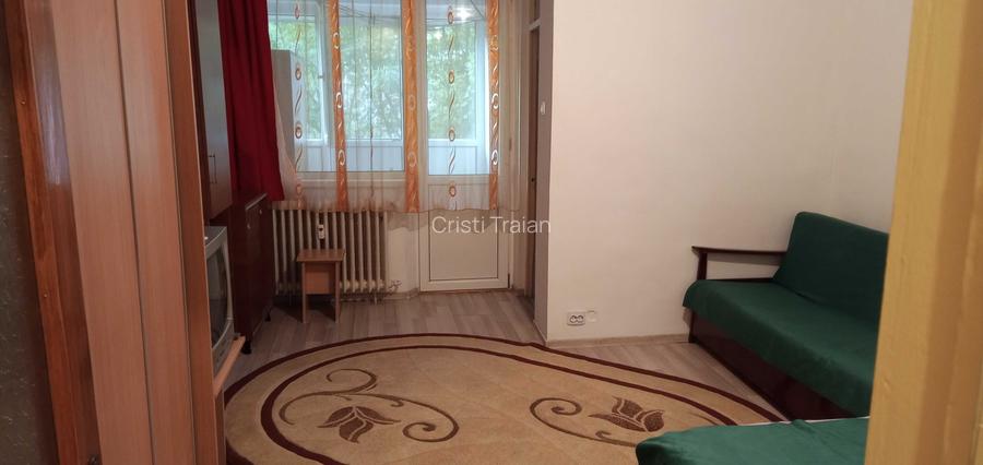 Garsoniera Auchan Vitan, 13 minute de metrou, mobilata si utilata complet