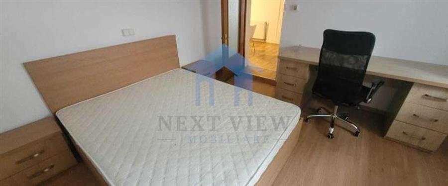 Apartament cu 3 camere decomandat în Hașdeu