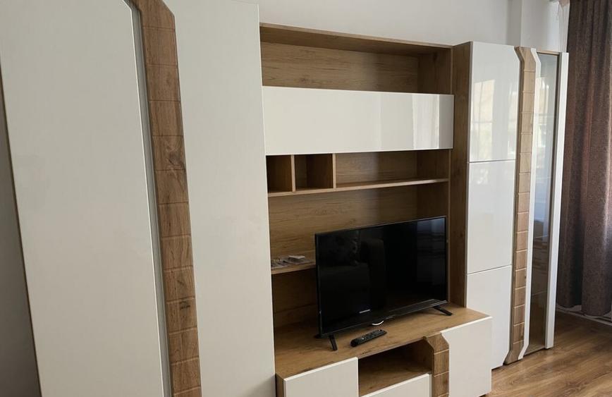 Garsoniera de inchiriat zona Universitate - 2