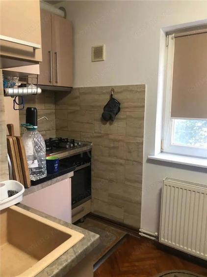 SOARELUI - ETAJ 1 - DECOMANDAT - 3 CAMERE - 2 BAI - 3 BALCOANE - CENTRALA PROPRIE - CLIMA - 4