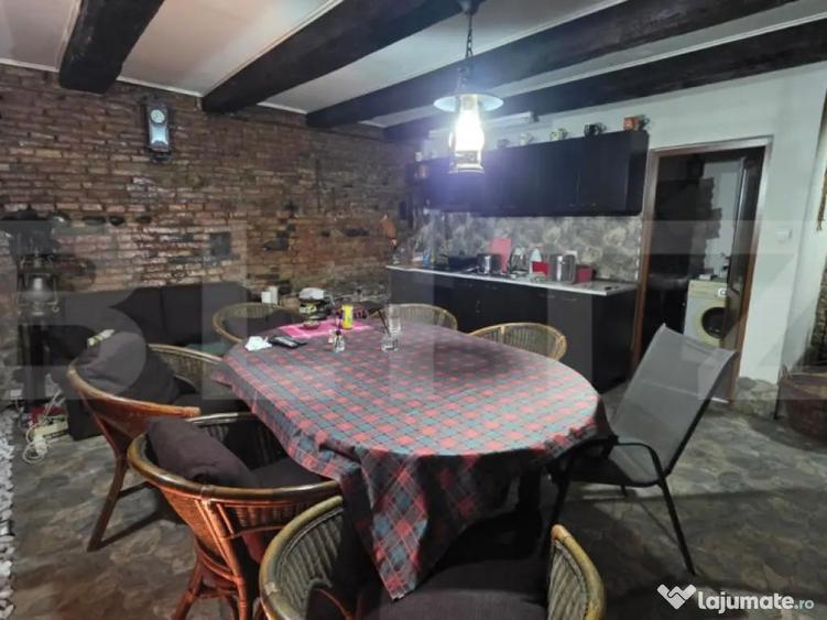 Oportunitate - Casa in zona centrala - 3