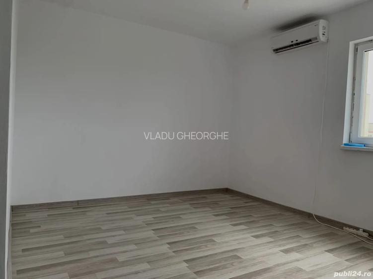 Vand apartament 2 camere