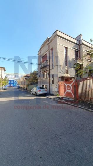 Proprietate deosebita intr-o casa interbelica, de vanzare in zona Unirii - 1