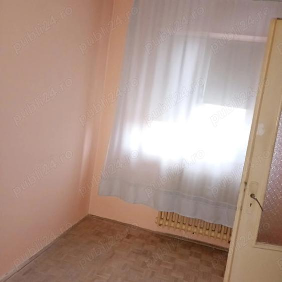 Particular Apartament 2 camere Valea Rosie - 8