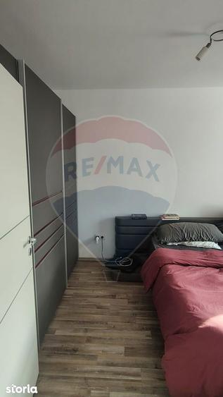 Apartament cu 3 camere de vanzare in Avangarden 3 - 5