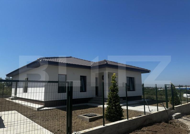 Casa plan parter, zona Narciselor 2 - 4