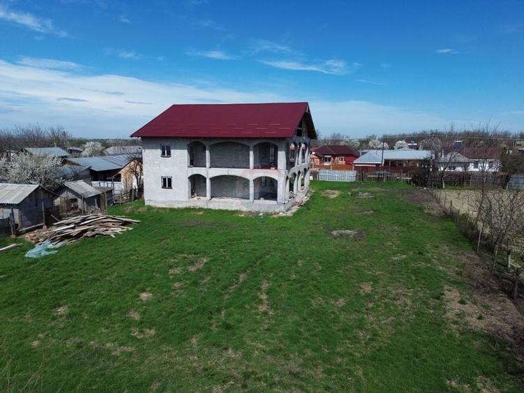 Casă / Vilă sat Ciuslea. - 1