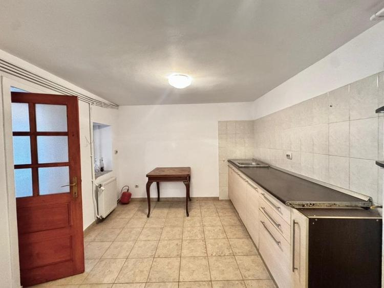 Casa cu Curte - Eroii Revolutiei - Cimintirul Lutheran - 6