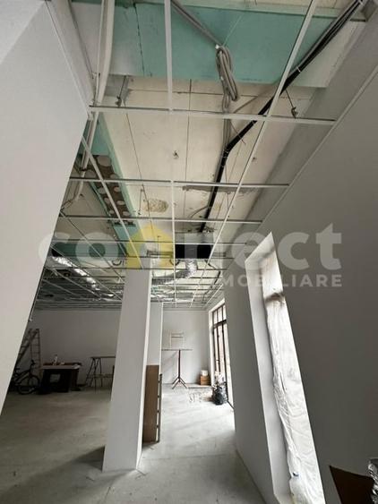 Spatiu comercial de vanzare | Multifunctional | SU 131 mp | Floresti - 1