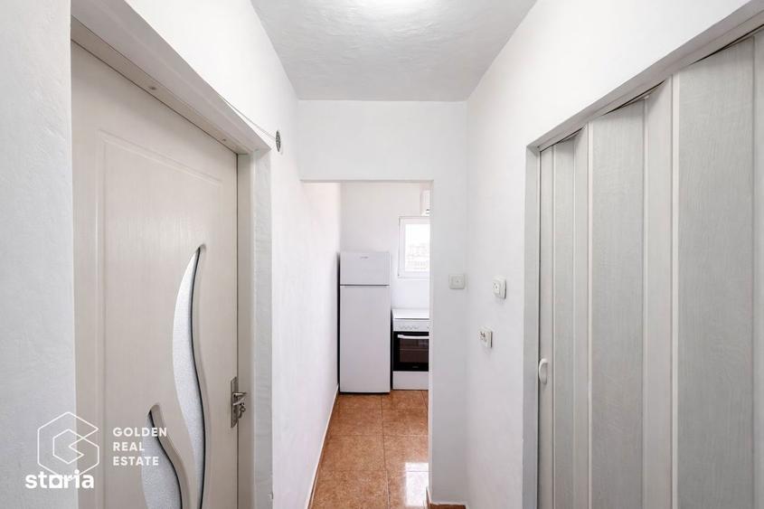 Apartament recent renovat, o camera, Piata Mica, balcon, etaj 4 - 6